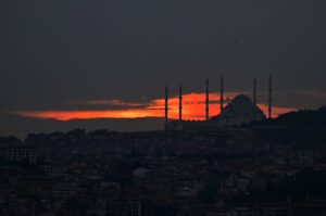 Grand Çamlıca Mosque created beautiful visuals during sunrise in Istanbul, Türkiye. April, 17, 2024. (AA Photo)