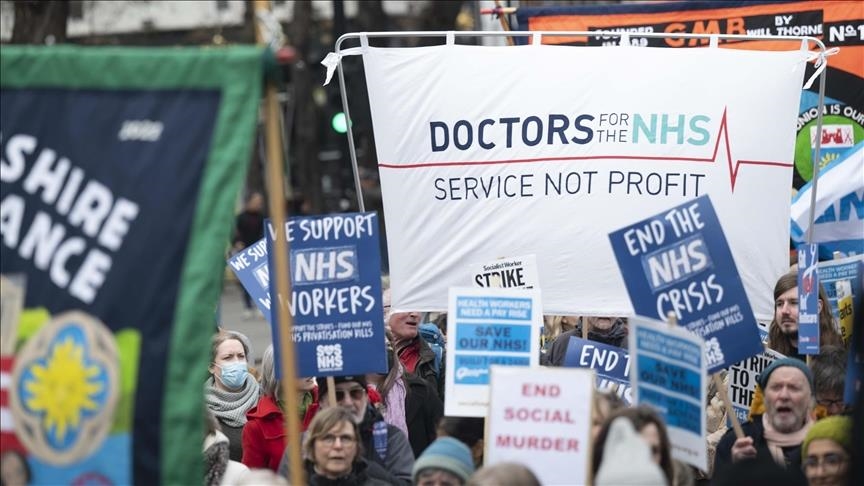 Thousands of UK health workers to stage new round of strikes in May