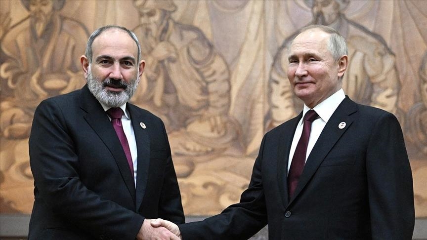Russian president, Armenian premier discuss Baku-Yerevan tension, situation in Karabakh