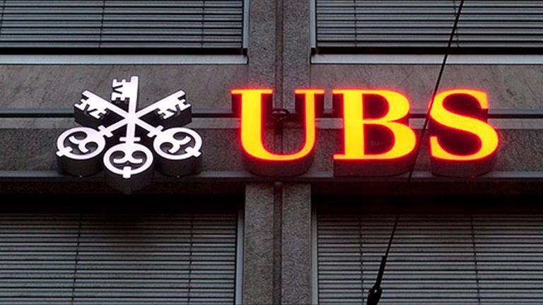 UBS share price plunges by 13.5%